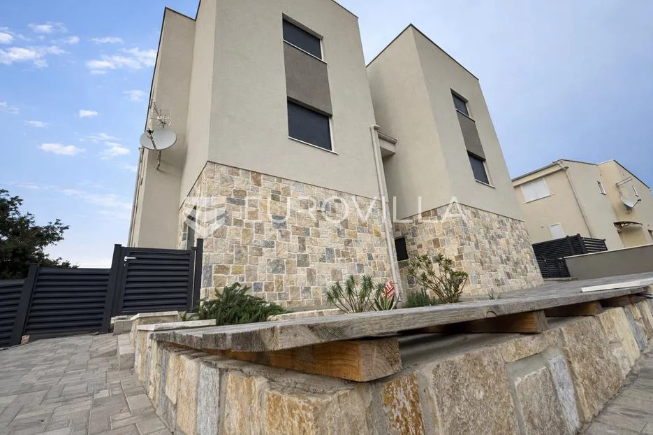 pag, šimuni, četverosoban penthouse u novogradnji, 100 m od mora - slika 28