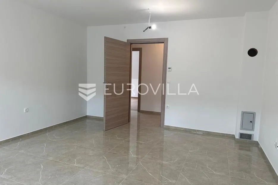 požega, sv.roka, četverosoban stan 83 m² - slika 7