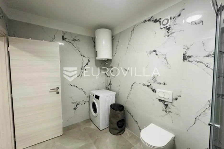 istra, pula, moderan dvosoban stan 52 m², s vrtom, širi centar grada - slika 8