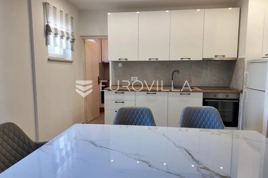 metković, dvosoban stan 80 m² - slika 6