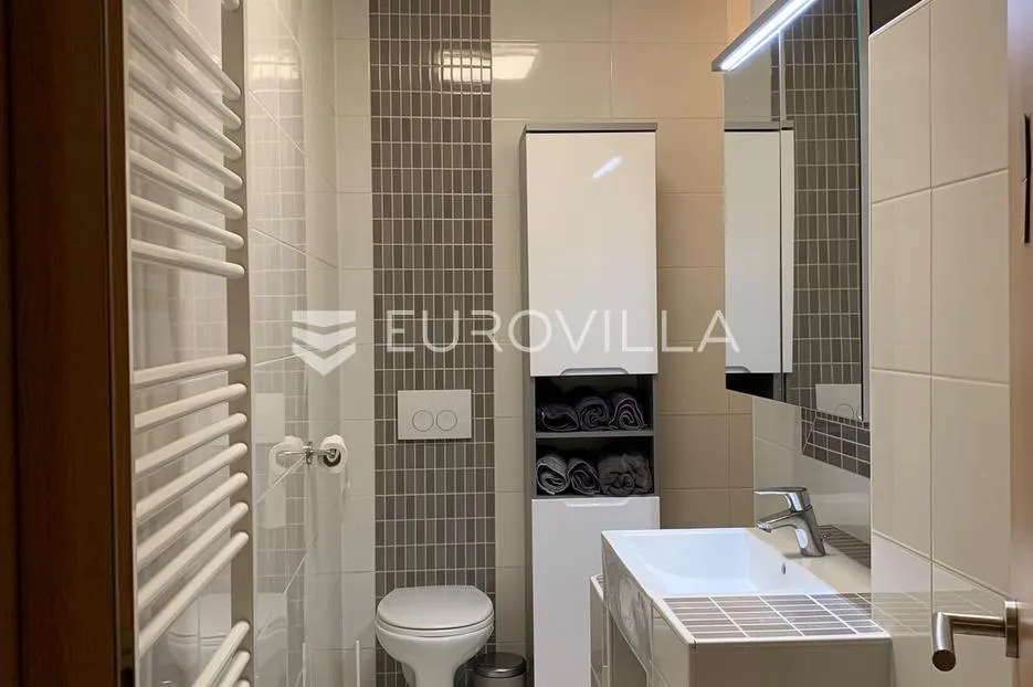 varaždin, koprivnička, uređen trosoban stan na odličnoj lokaciji - slika 5