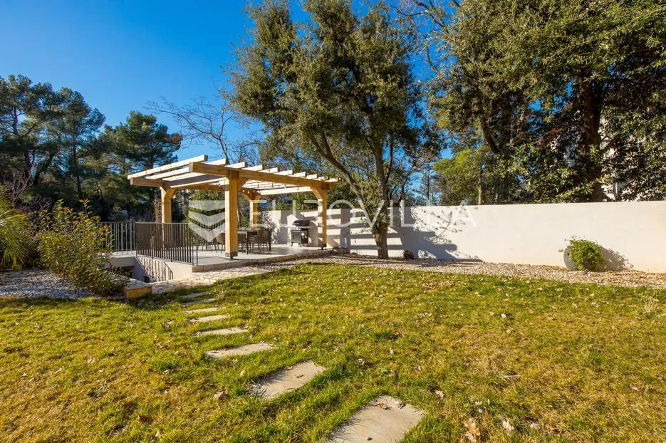 otok krk, malinska, luksuzna vila s dva apartmana u prvom redu do mora - slika 42