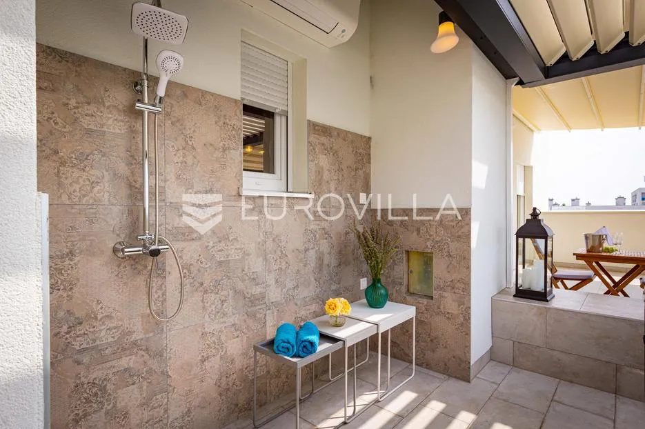 zagreb, dubrava, luksuzan penthouse s terasom i jaccuzijem - slika 17
