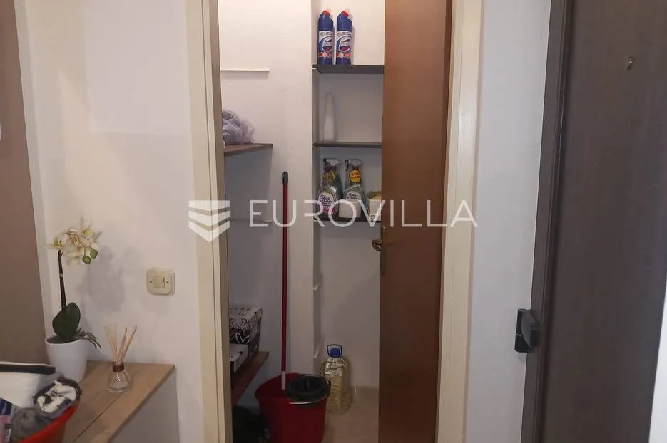pula, dvosoban stan - vidikovac 70 m2 - slika 12
