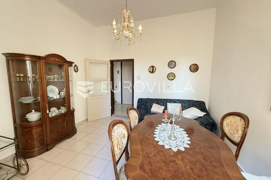 pula, veruda, prostrani stan za adaptaciju na top lokaciji, 126.50 m² - slika 5