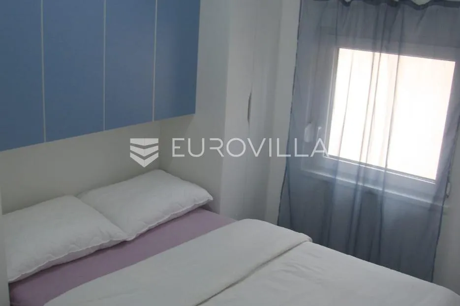 kruševo, crna punta, prekrasna kuća prvi red do mora s tri stambene jedinice - slika 20