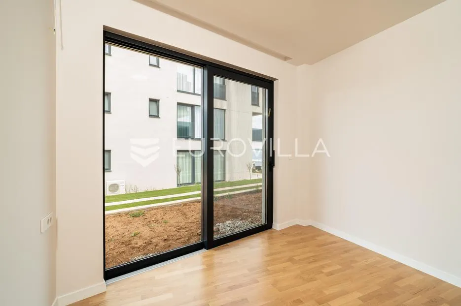 zadar, privlaka, luksuzni dvosoban stan 1. red do mora, 85,57 m² - slika 8