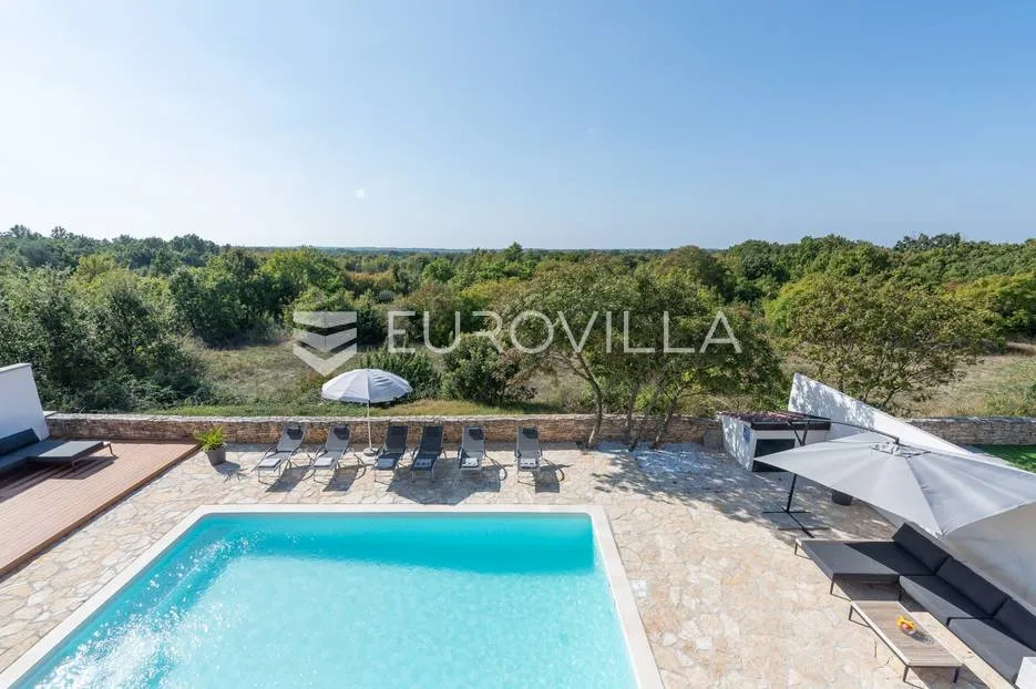 istra, svetvinčenat, prekrasna kamena katnica s bazenom 32 m² i jacuzzijem, 155 m² - slika 38