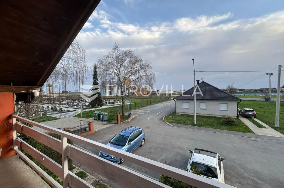kuševac, poslovno stambena katnica, 175 m² - slika 22