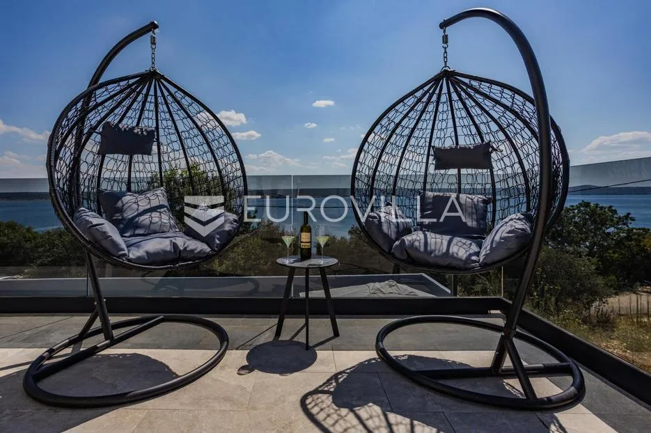 zadar, maslenica, luksuzna villa kraj mora - slika 35