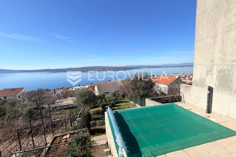 crikvenica, kuća s četiri apartmana, bazenom, uhodan turistički posao s pogledom na more - slika 21