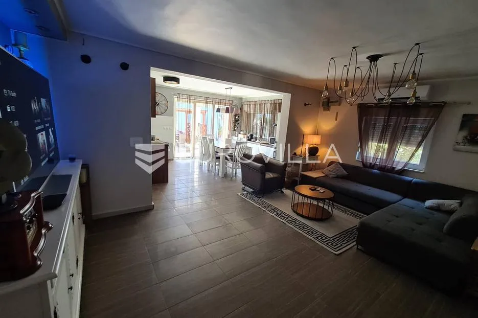 zadar, privlaka, moderna kuća sa tri apartmana u blizini mora - slika 28
