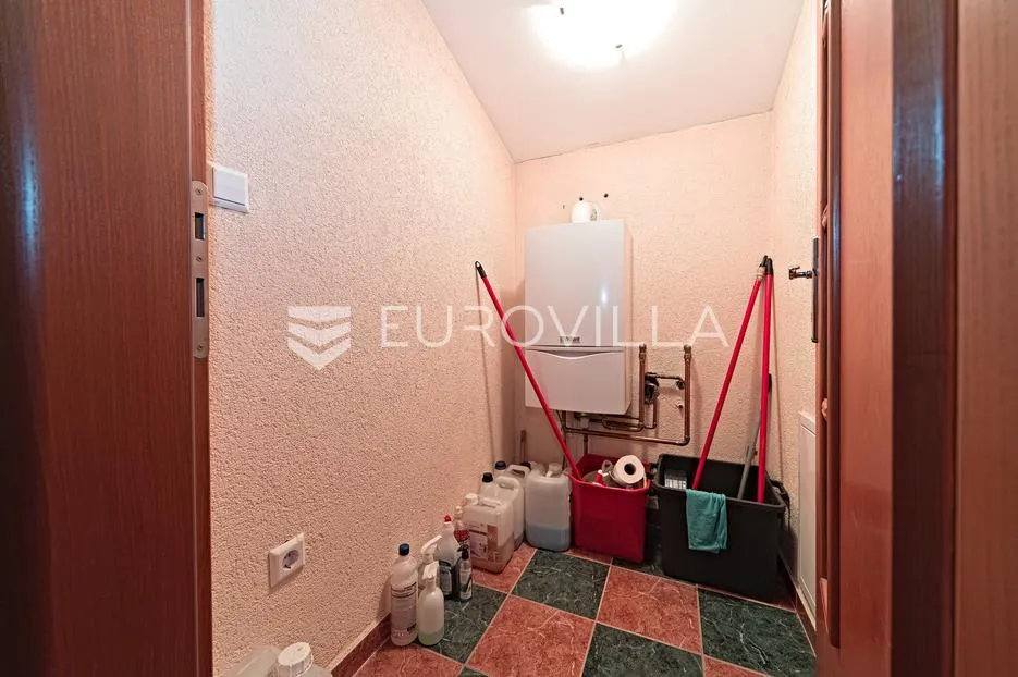 osijek, industrijska zona čepinska, poslovna zgrada 610 m² - slika 20