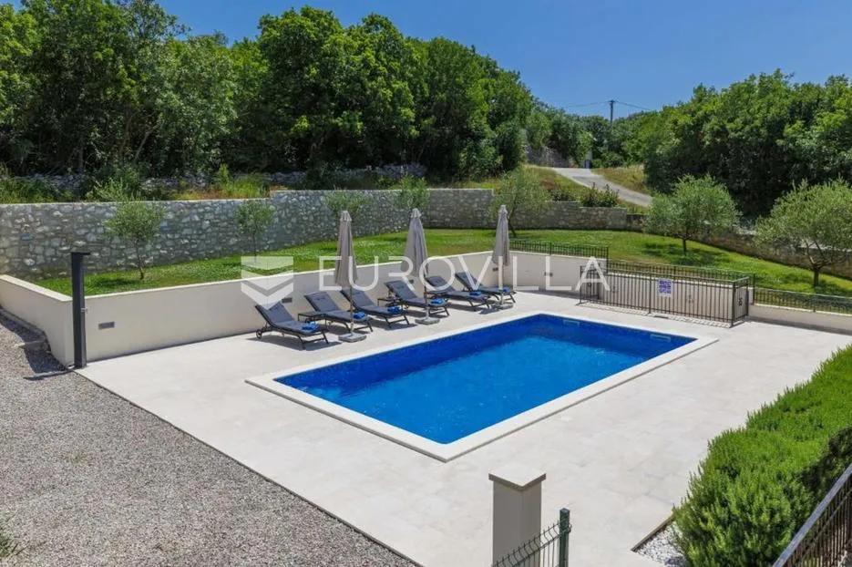 istra, trget, kuća s bazenom i pogledom na more - slika 4