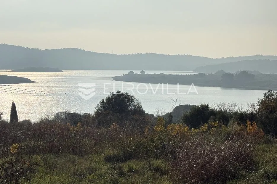 medulin, pomer, građevinsko zemljište s otvorenim pogledom na more, 1526 m² - slika 4