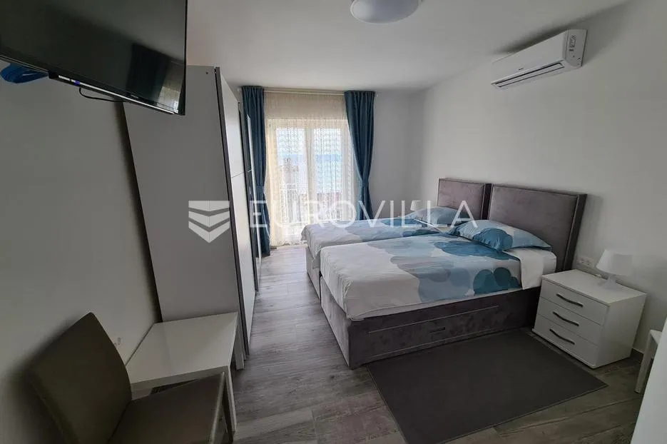 crikvenica, dramalj, prekrasna kuća sa 5 apartmana u blizini mora - slika 13