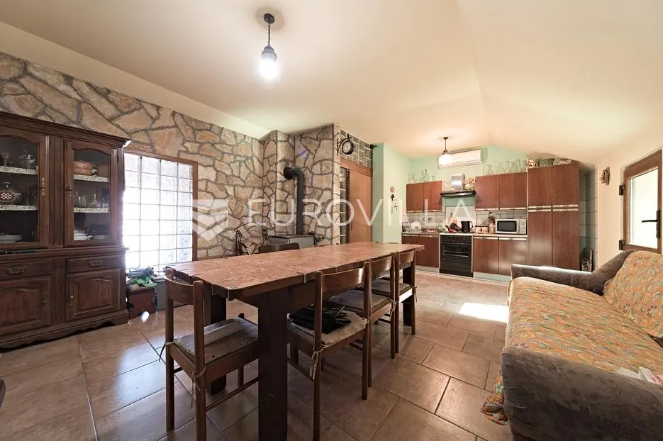 draž, podolje, prodaje se uređena vikendica površine 136 m² - slika 5