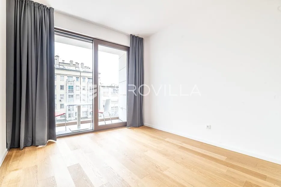 zagreb, maksimir komforan četverosoban stan 96 m² 2gpm - slika 8