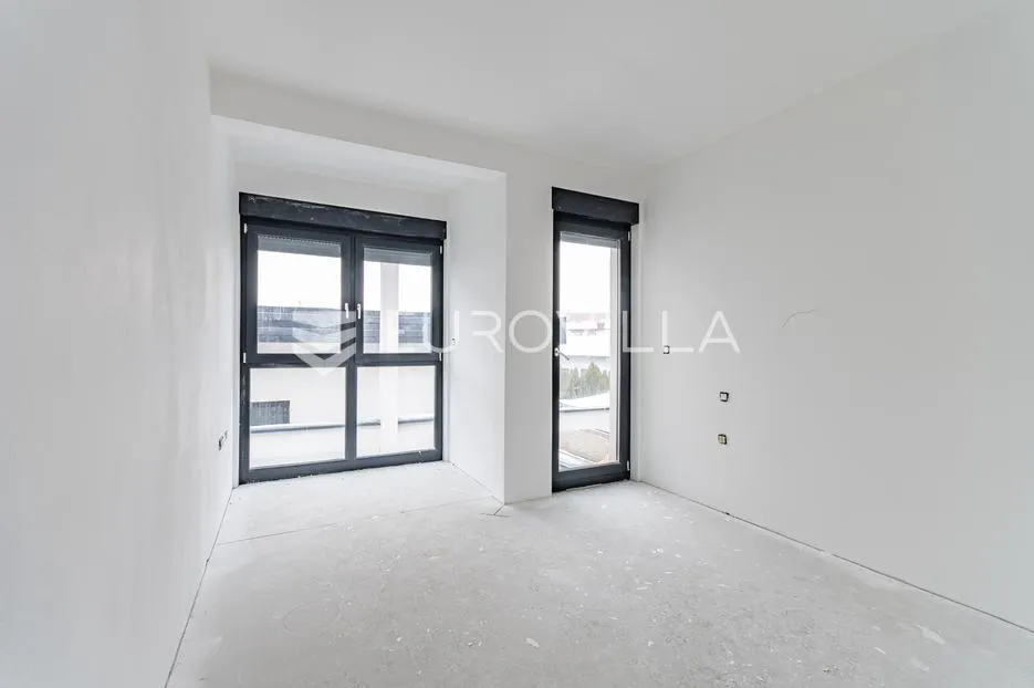 varaždin, centar četverosoban stan površine 138,70 m² - slika 8