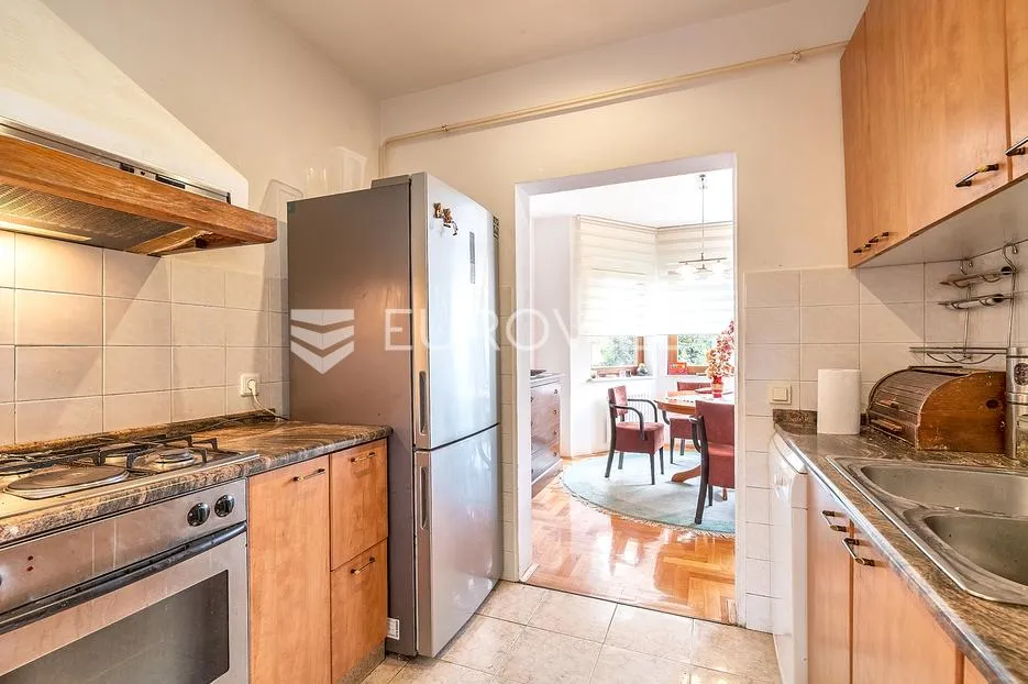 zagreb, maksimir, obiteljska kuća s vrtom, 180 m² garaža parking, najam - slika 4