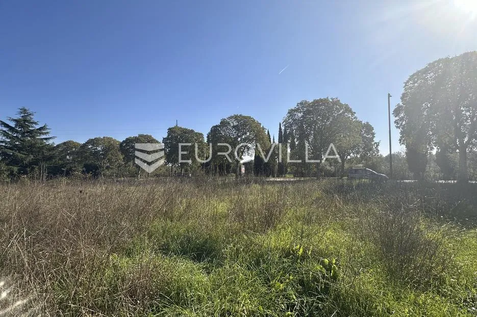 istra, rovinj, građevinsko zemljište 4400m2 u zoni m1 - slika 4
