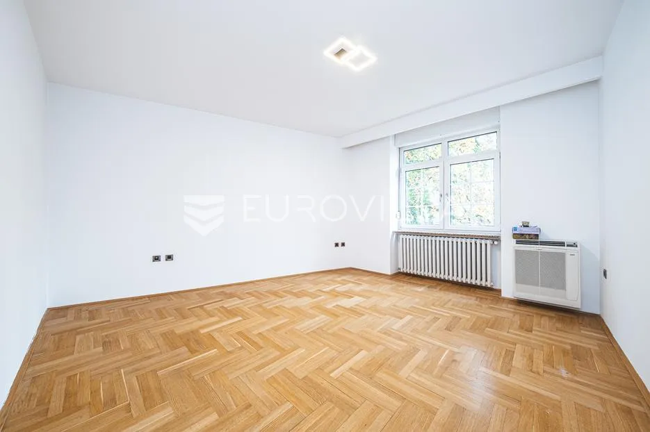 zagreb, pantovčak, peterosoban stan s neto korisnom površinom od 301 m² - slika 11