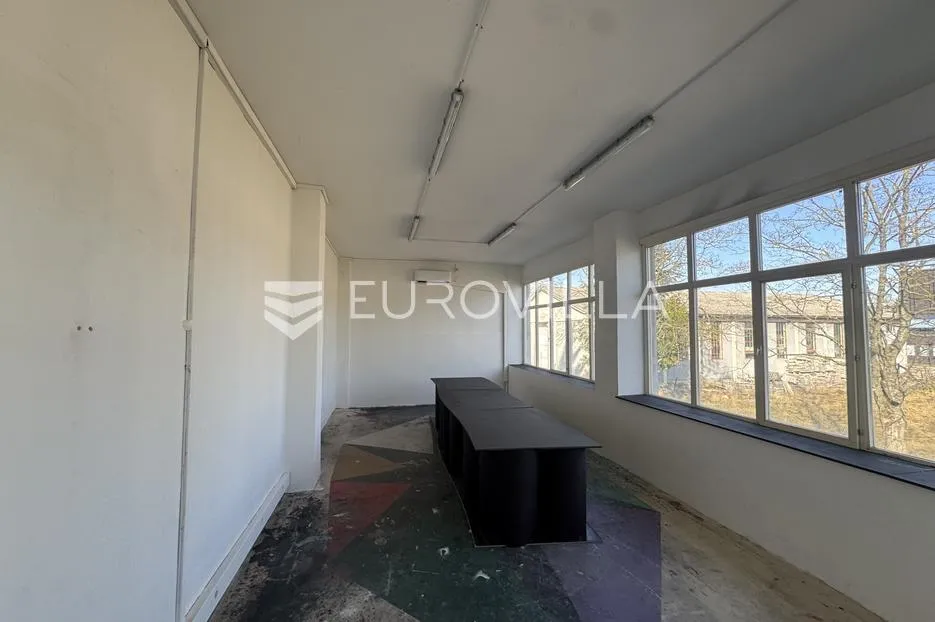 zagreb, dubrava, poslovna zgrada 2600 m² unutar poslovnog kompleksa na parceli 7200 m² - slika 8