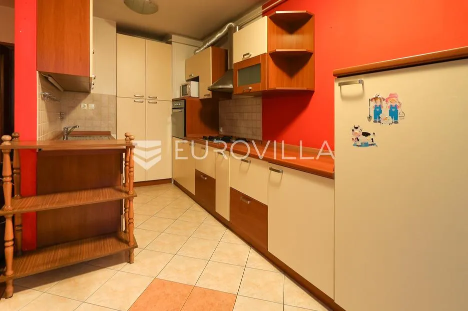 slavonski brod, centar, komforan trosoban stan 68 m² - slika 6