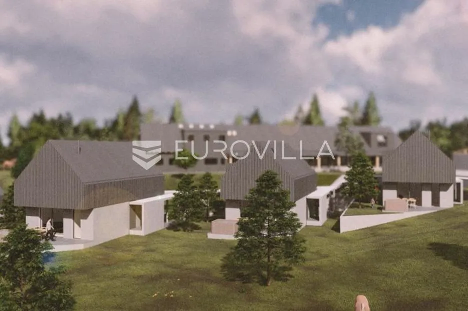 plitvice, građevinsko zemljište 31.000 m2 s postojećim objektom - slika 2