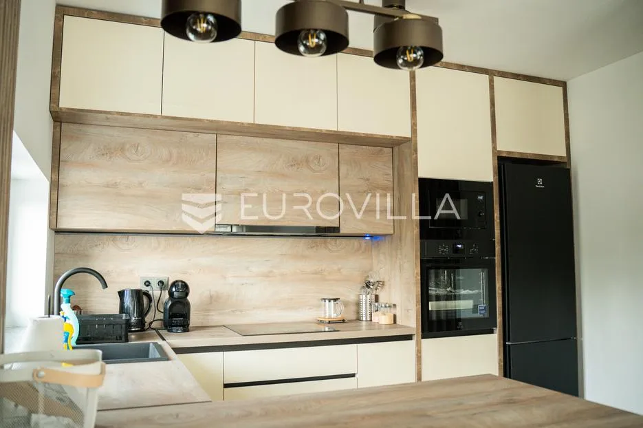 vukovar, mitnica, luksuzan četverosoban stan 102,06 m² - slika 5