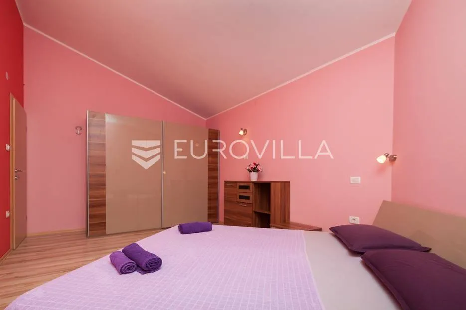 istra, banjole, prostrana stambeno poslovna kuća za odmor, 750 m², parcela 1370 m² - slika 36