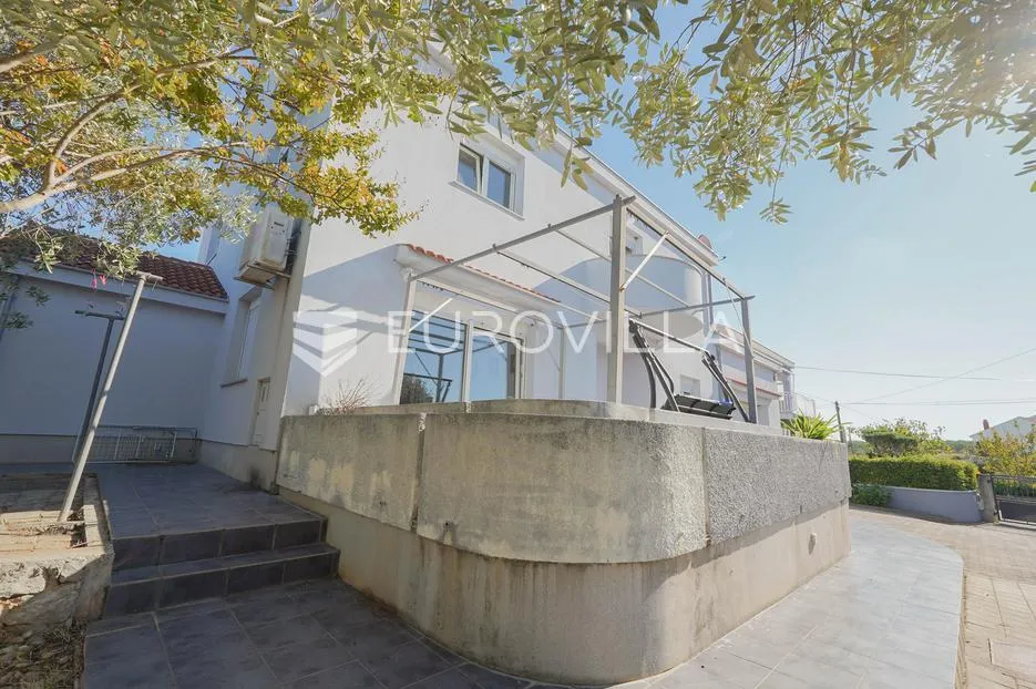 zadar, bokanjac, prostrana kuća površine 376 m² s velikim potencijalom - slika 65