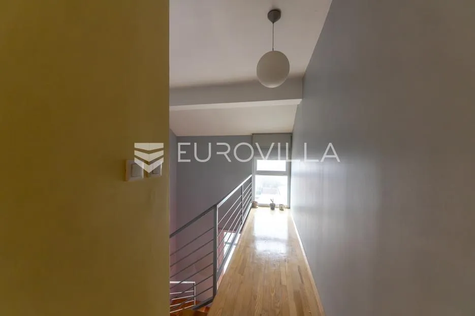 osijek, novi grad, 4 sobe penthouse 166 m² s garažom i liftom (moguće poslovni) - slika 13