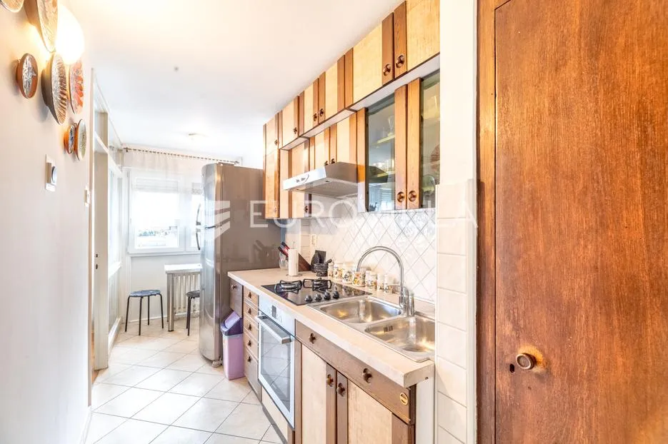 zagreb, ljubljanica, namješten dvosoban stan 47 m² - slika 2