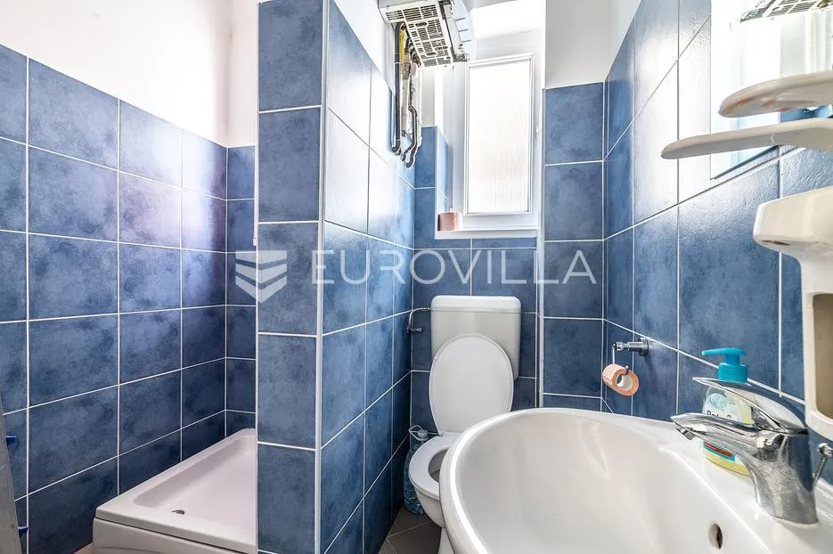 zagreb, donji grad poslovni prostor za ordinaciju 50 m² - slika 6