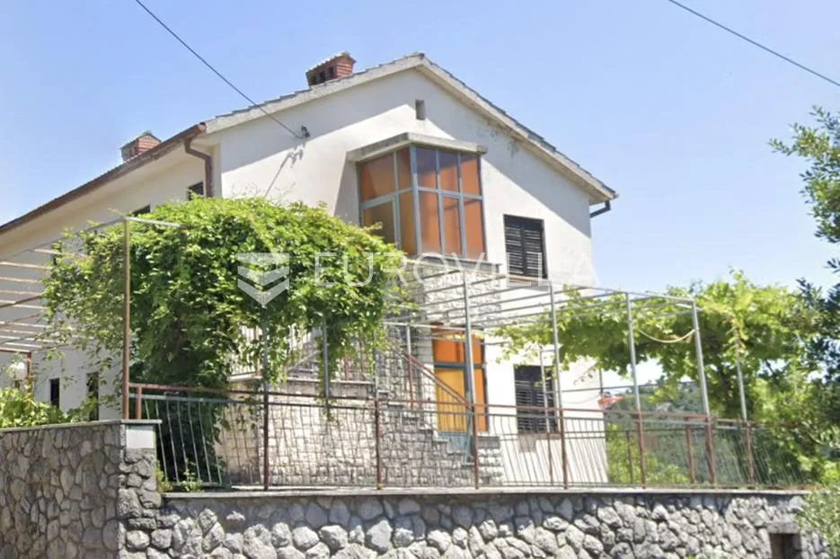 rijeka, drenova, samostojeća kuća sa tri stana i garažom - slika 3