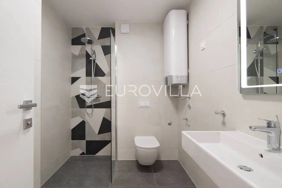 istra, umag, četverosoban opremljen apartman a19 - slika 24