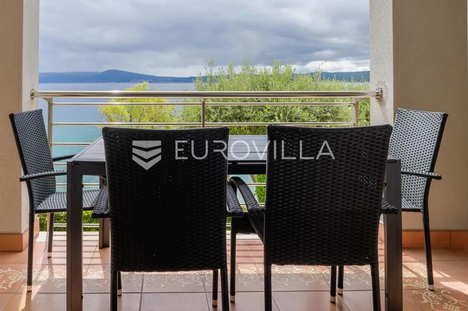 selce, zimski najam, prostrani dvosobni apartman površine 75 m² s pogledom na more - slika 12