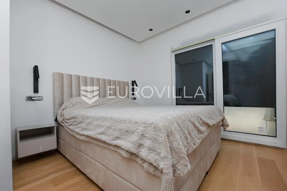 njivice, otok krk, dvoetažni stan u novogradnji s bazenom površine 104.45 m² - slika 8