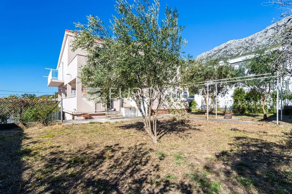 kaštel sućurac, kuća s tri stambene jedinice - slika 27