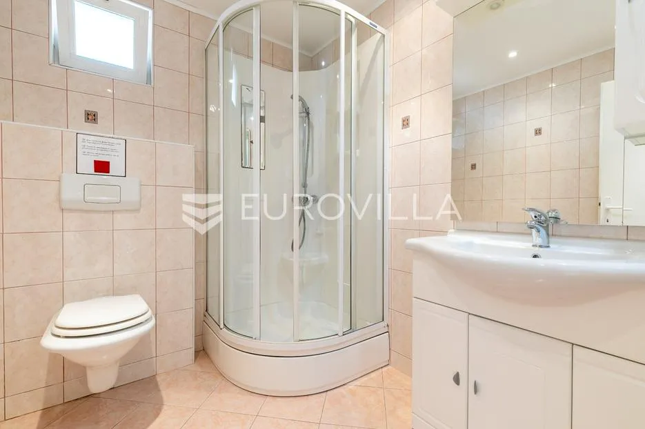 otok korčula, potirna, kuća sa apartmanima, drugi red od mora - slika 11