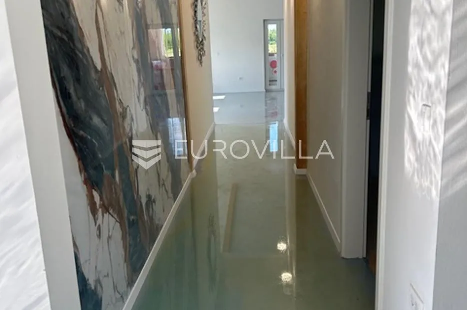 nova gradiška, poljane, kuća 215 m² sa potencijalom - slika 3