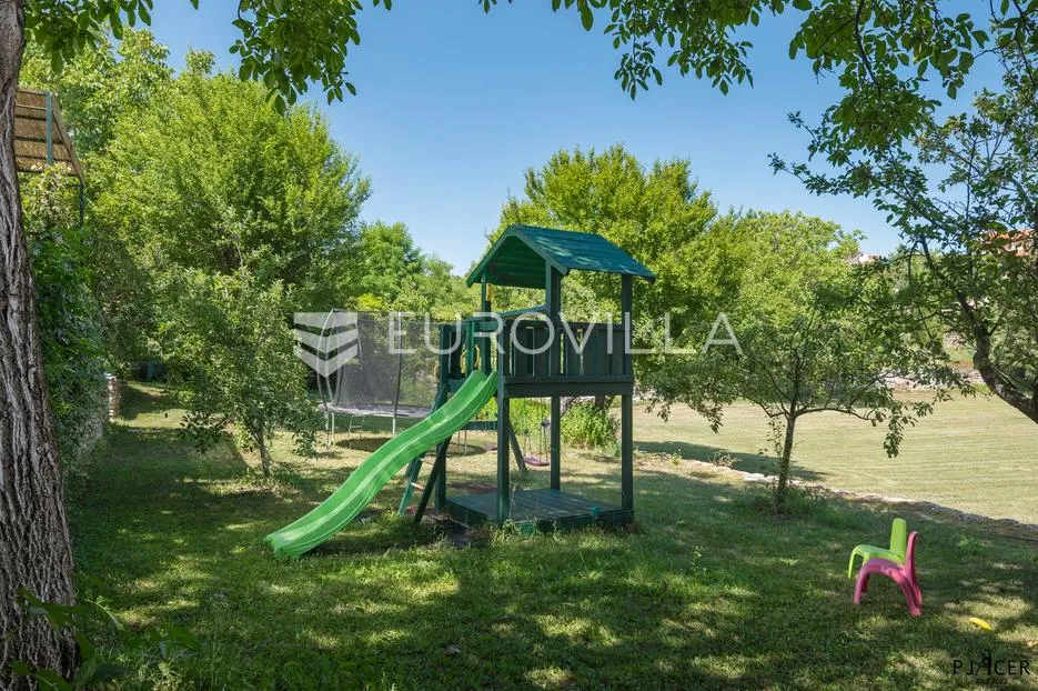 tinjan, prekrasna kamena vila u srcu istre - slika 30