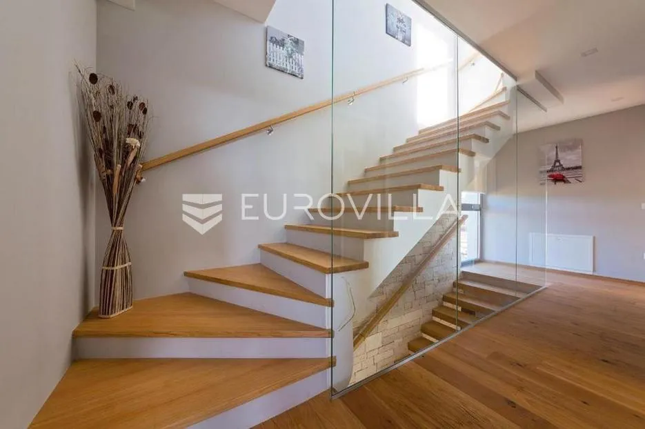 istra, poreč - moderna luksuzna vila udaljena 500 m od mora - slika 22