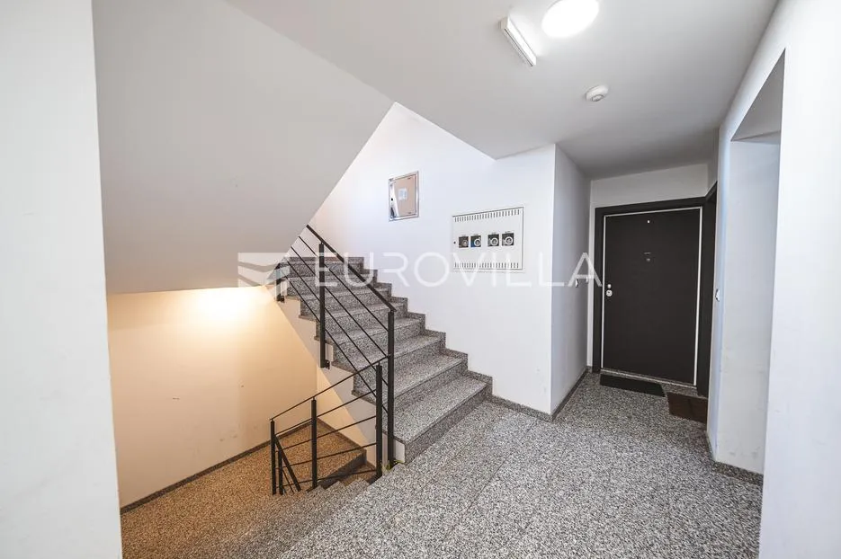 dugo selo, moderan četverosoban penthouse 140,02 m², otvoreni pogled - slika 28