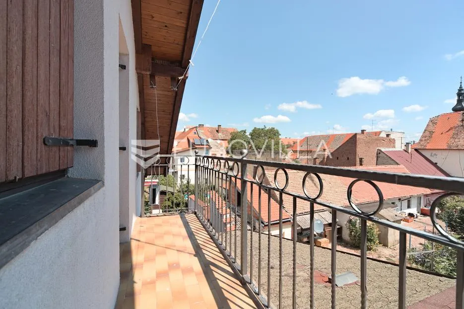 osijek, donji grad, prostrana kuća s dvorištem površine 403 m² - slika 35