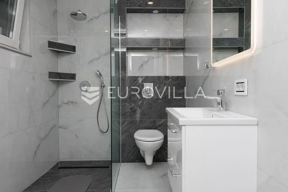 rijeka, kostrena, paveki villa s 2 stana, pomoćnim objektom i bazenom, 279 m² - slika 27
