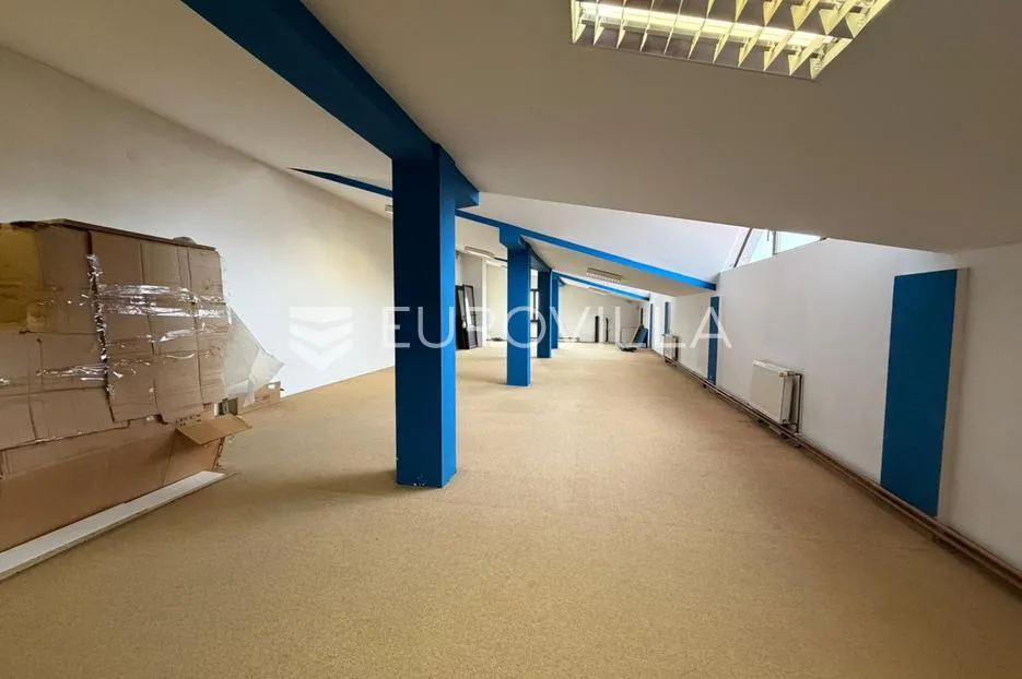 đakovo, centar, poslovni prostor na 3 etaže, 630 m² - slika 13