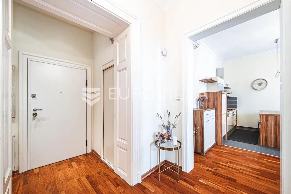 zagreb, centar, teslina, predivan trosoban stan, neto površine 74 m², top lokacija - slika 5