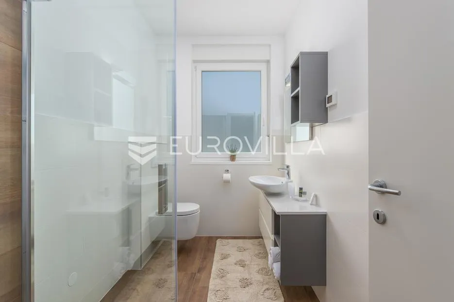 istra, premantura, moderna vila s bazenom na odličnoj lokaciji 500 m od mora - slika 20